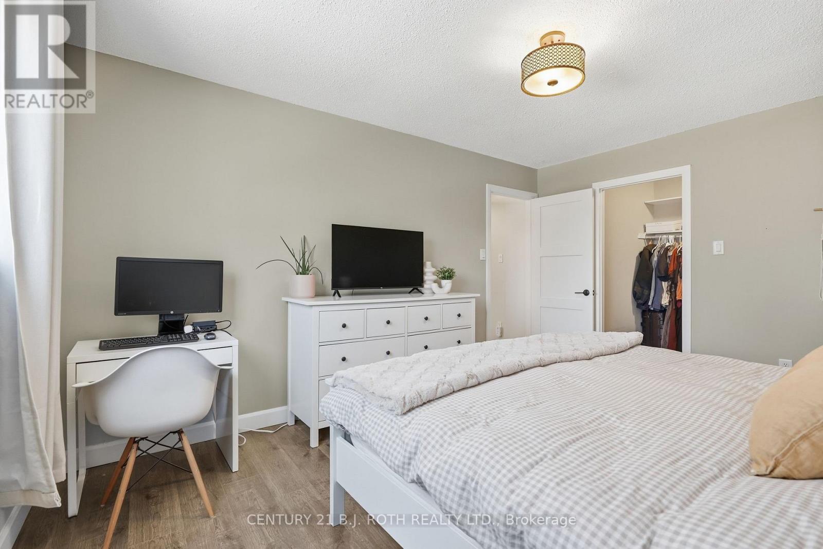 109 Elizabeth Street, Barrie (Ardagh), Ontario  L4N 6P2 - Photo 17 - S13100750