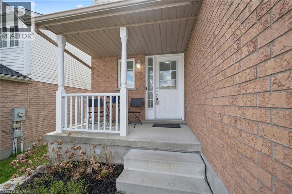31 Tisdale Court, Kitchener, Ontario  N2A 4H5 - Photo 2 - 40826764