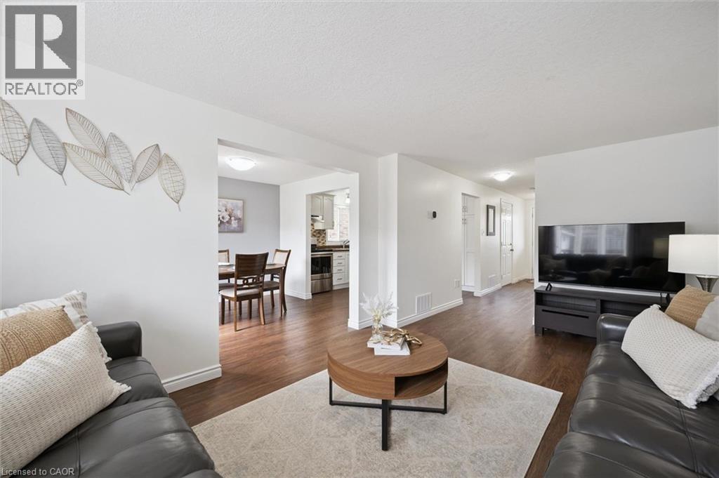 31 Tisdale Court, Kitchener, Ontario  N2A 4H5 - Photo 5 - 40826764