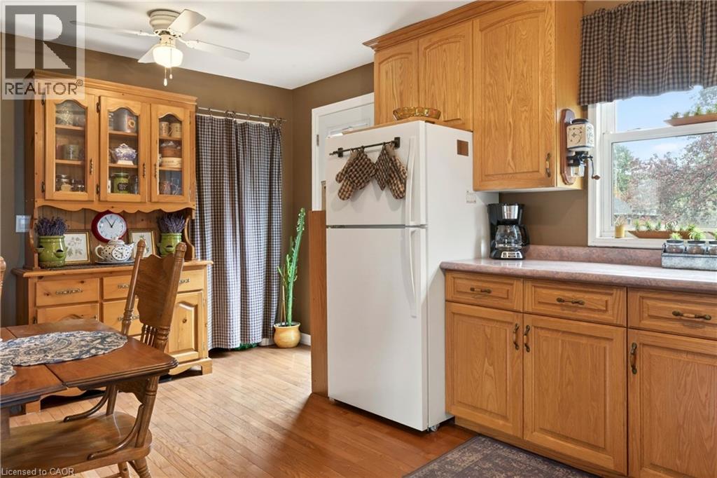 50 Lakeview Avenue, Grimsby, Ontario  L3M 3M2 - Photo 12 - 40826118
