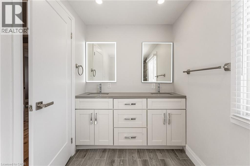 3 Benemar Court, Hamilton, Ontario  L8W 2R1 - Photo 18 - 40823216