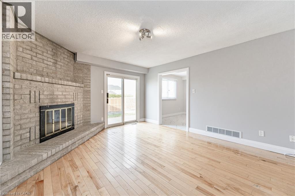 3 Benemar Court, Hamilton, Ontario  L8W 2R1 - Photo 5 - 40823216