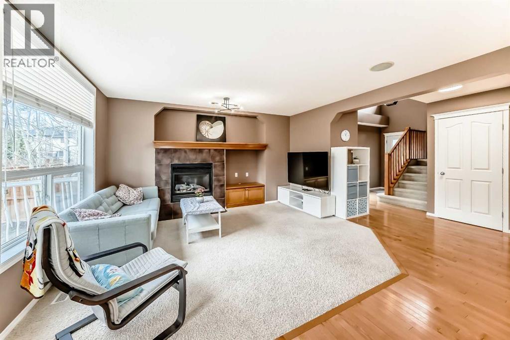 250 Royal Birch Way Nw, Calgary, Alberta  T3G 5X9 - Photo 17 - A2304534