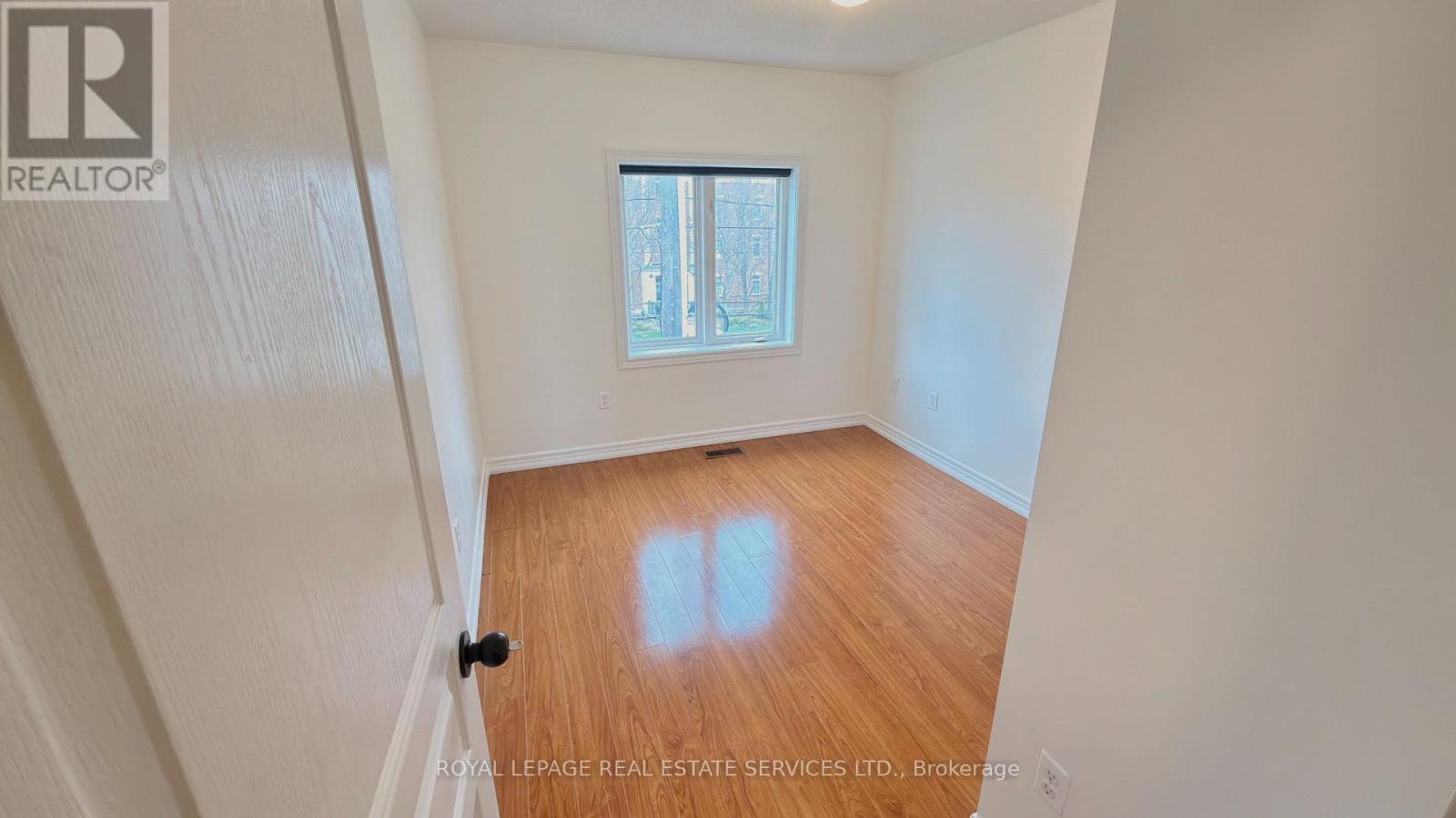 6 - 362 Plains Road E, Burlington, Ontario  L7T 2C8 - Photo 33 - W13100754
