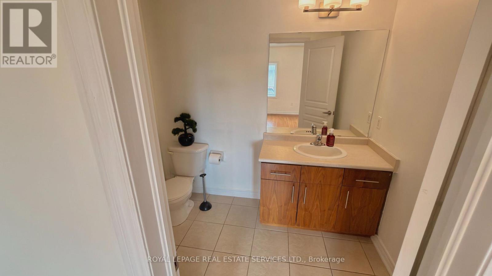 6 - 362 Plains Road E, Burlington, Ontario  L7T 2C8 - Photo 41 - W13100754
