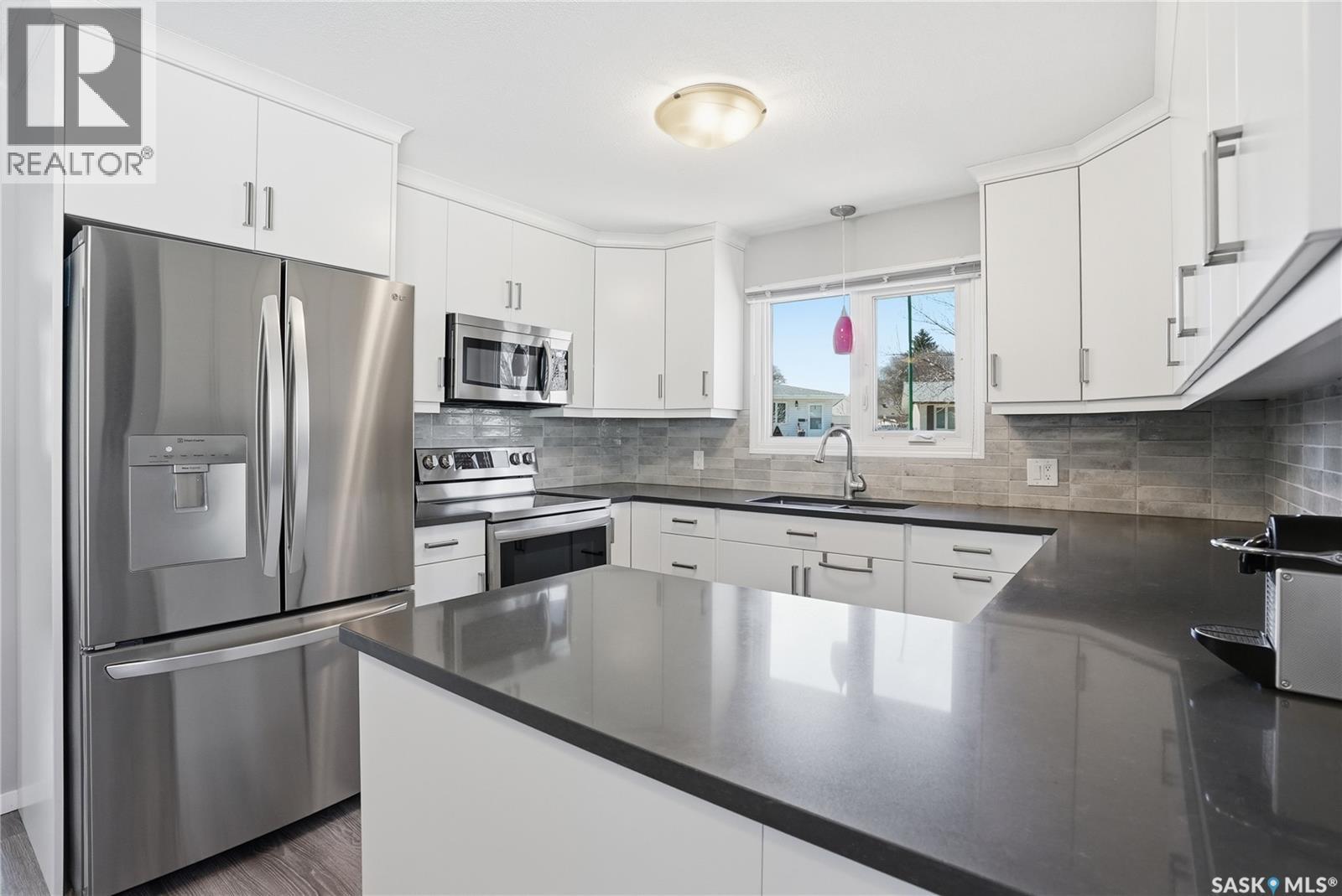 32 Richmond Crescent, Saskatoon, Saskatchewan  S7K 1A8 - Photo 12 - SK035375