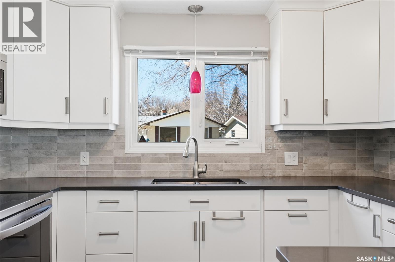 32 Richmond Crescent, Saskatoon, Saskatchewan  S7K 1A8 - Photo 13 - SK035375