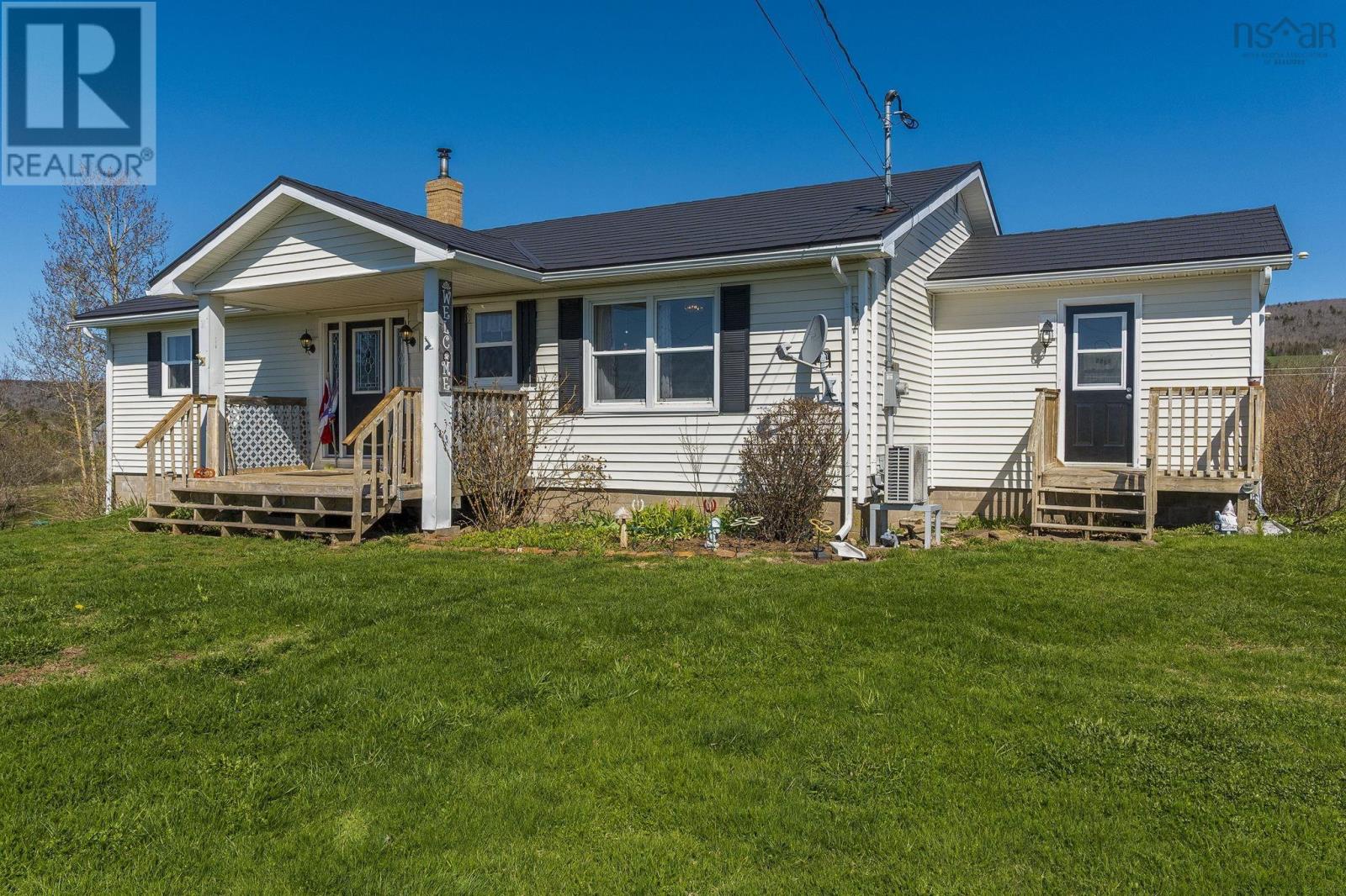 427 Brooklyn Rd, Brooklyn, Nova Scotia  B0S 1M0 - Photo 2 - 202609566
