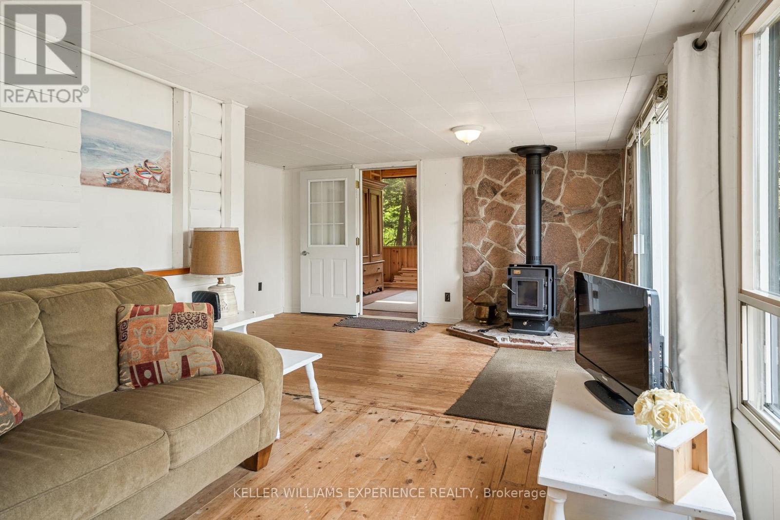 1049 Elsie Bay Drive, Minden Hills (Minden), Ontario  K0M 2K0 - Photo 8 - X13100762