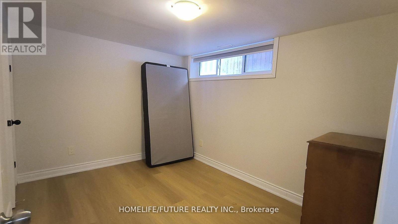 Bsmt - 2 Cora Crescent, Toronto, Ontario  M1P 4M4 - Photo 7 - E13099748