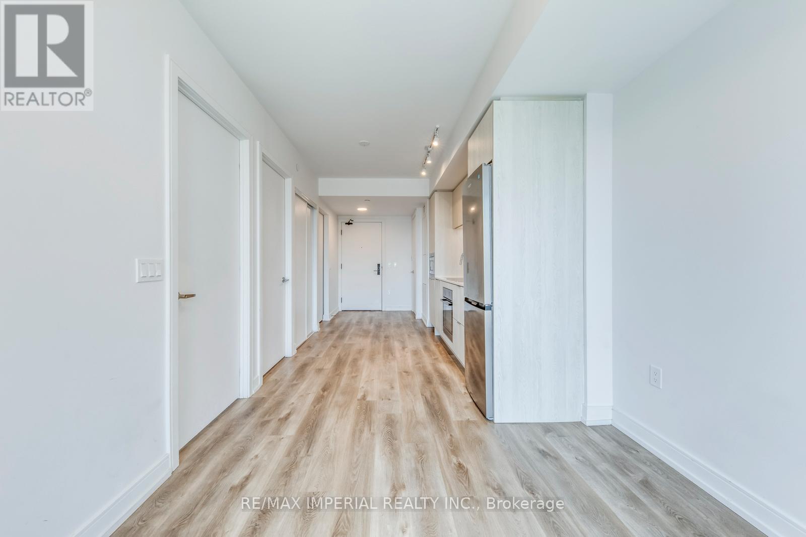 429 - 1 Jarvis Street, Hamilton, Ontario  L8R 0A8 - Photo 15 - X12994438
