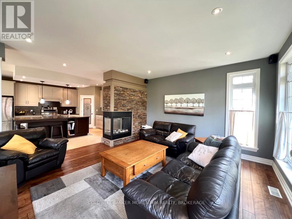 22 John Street, St. Catharines (Port Dalhousie), Ontario  L2N 4P1 - Photo 10 - X13100786