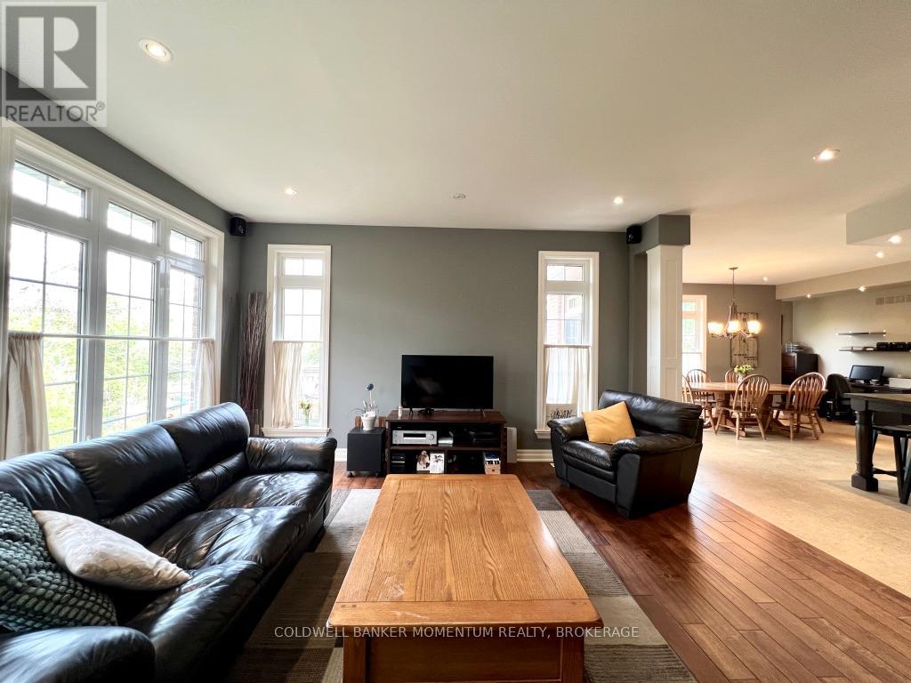 22 John Street, St. Catharines (Port Dalhousie), Ontario  L2N 4P1 - Photo 9 - X13100786