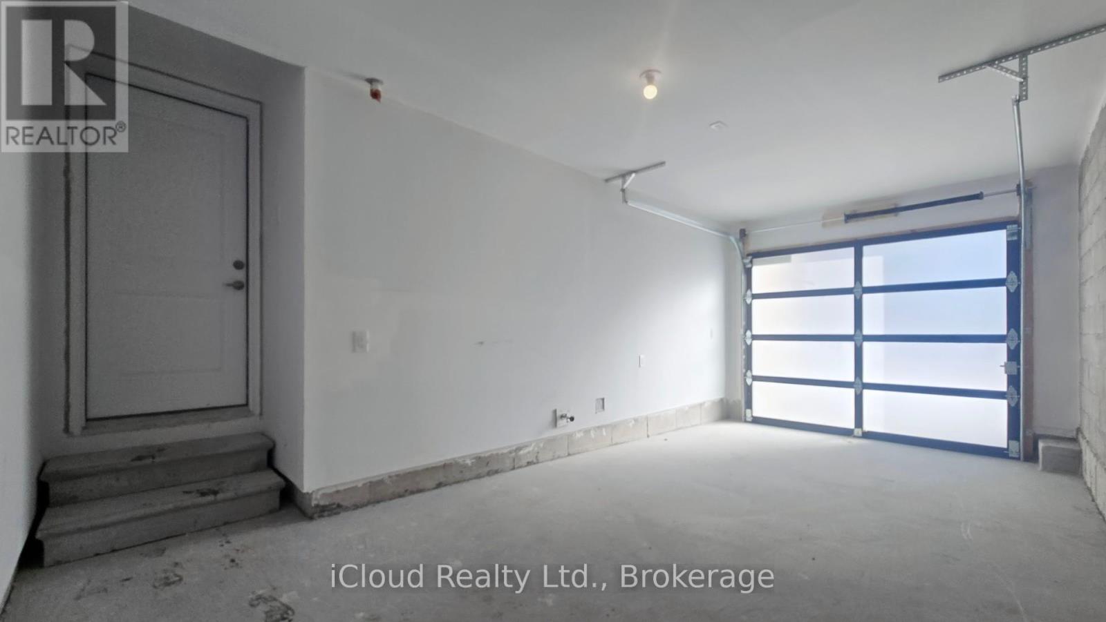 38 Dandara Gate, Vaughan, Ontario  L4L 0M6 - Photo 24 - N12960966