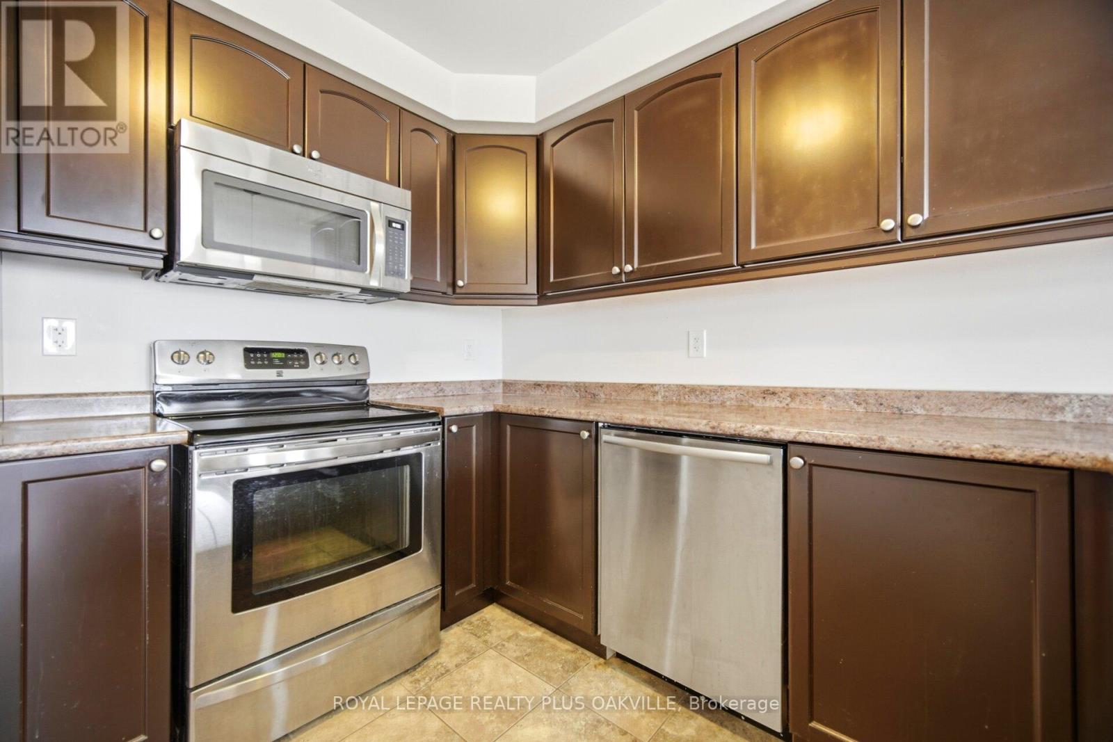 246 Mortimer Crescent, Milton, Ontario  L9T 8N7 - Photo 18 - W12993614