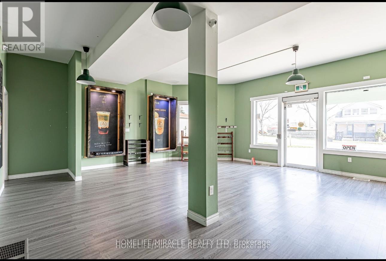 257 Dundas Street, Woodstock, Ontario  N4S 1A9 - Photo 4 - X12896618