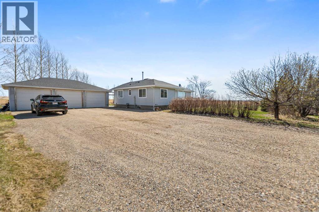 242039 Range Road 261, Rural Wheatland County, Alberta  T1P 0X1 - Photo 3 - A2309315