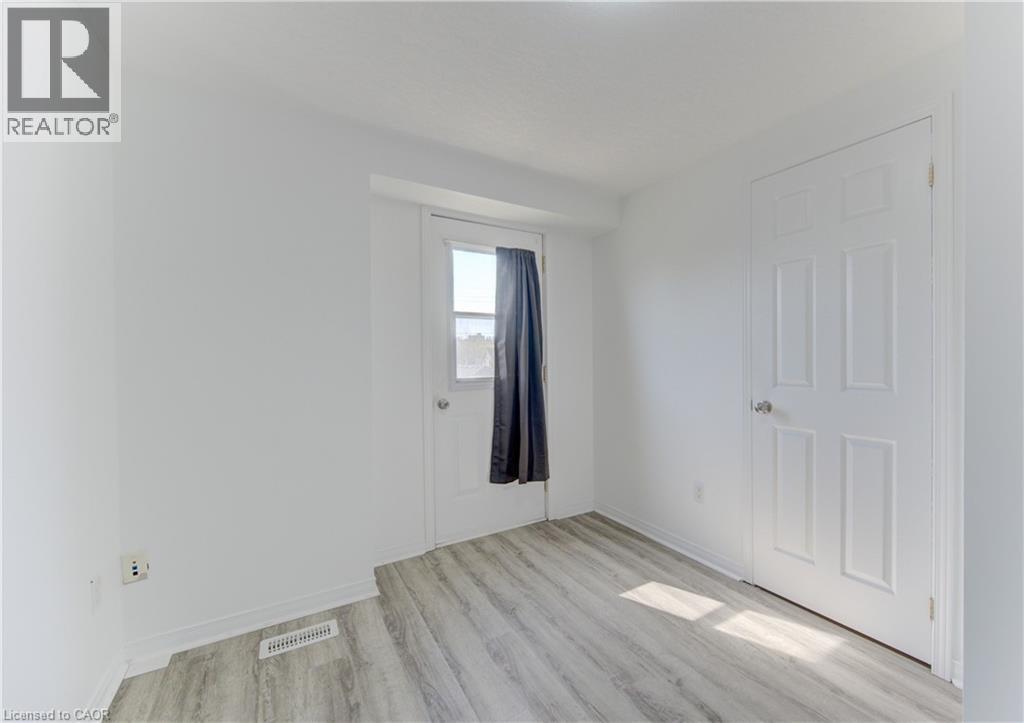 142 York Road Unit# 9, Guelph, Ontario  N1E 3E9 - Photo 22 - 40828052