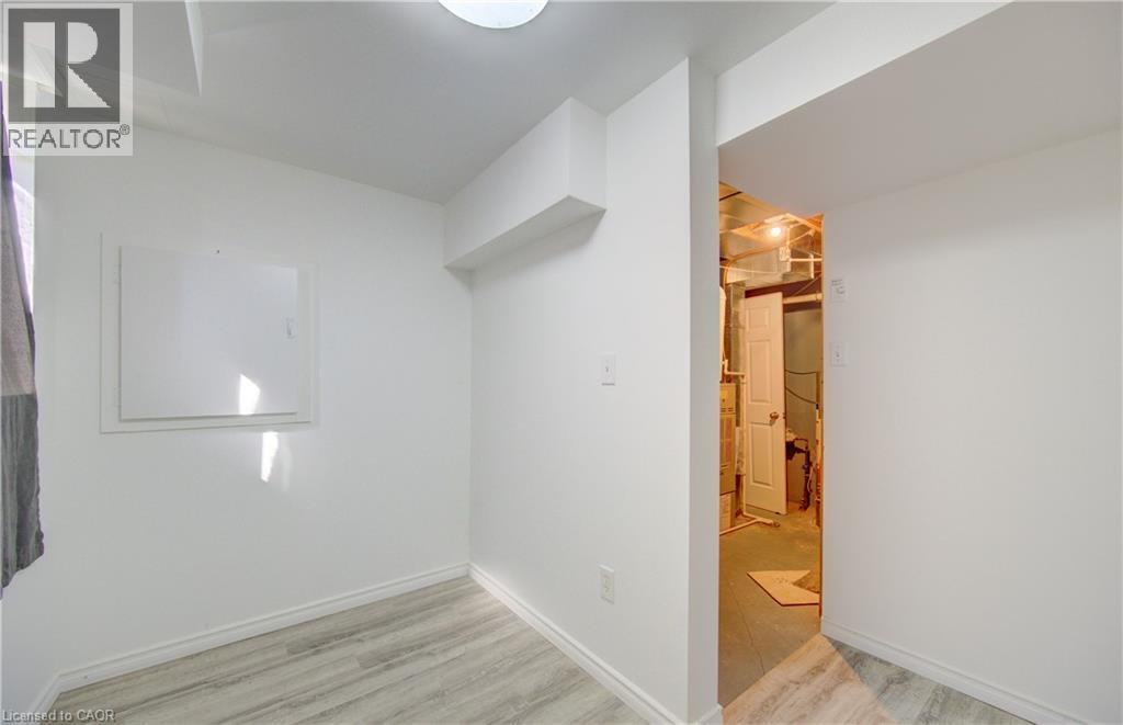 142 York Road Unit# 9, Guelph, Ontario  N1E 3E9 - Photo 27 - 40828052