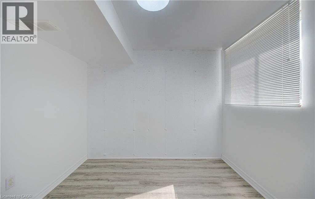 142 York Road Unit# 9, Guelph, Ontario  N1E 3E9 - Photo 29 - 40828052