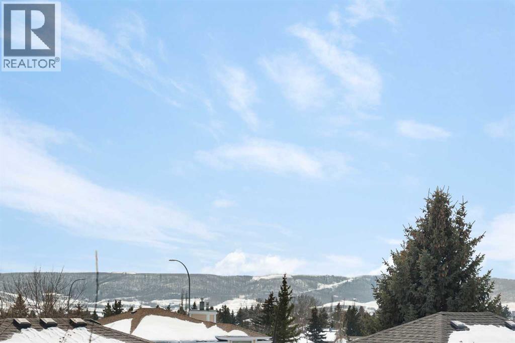 221 Scurfield Place Nw, Calgary, Alberta  T3L 1T3 - Photo 36 - A2299308