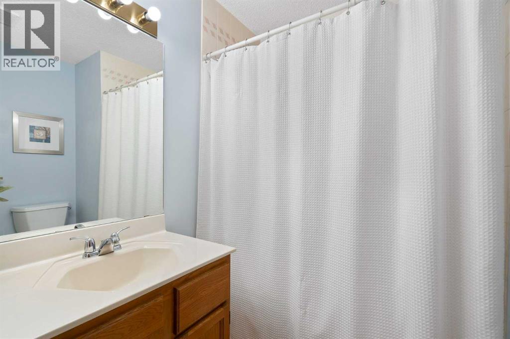 221 Scurfield Place Nw, Calgary, Alberta  T3L 1T3 - Photo 31 - A2299308