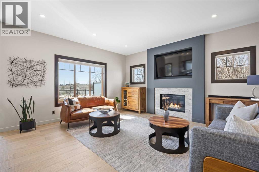 3 Tremblant Point SW, Calgary, Alberta  T3H 0B9 - Photo 8 - A2308009