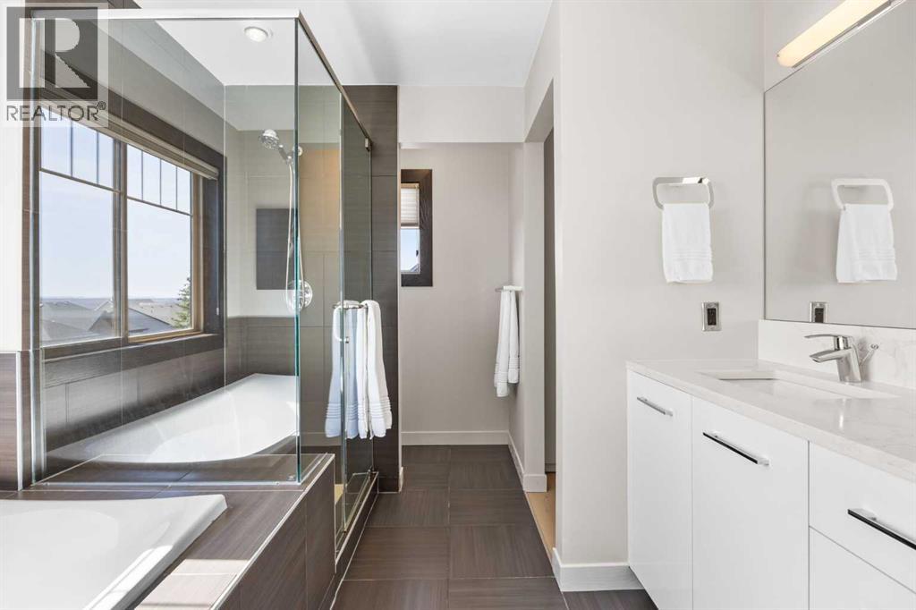 3 Tremblant Point SW, Calgary, Alberta  T3H 0B9 - Photo 29 - A2308009