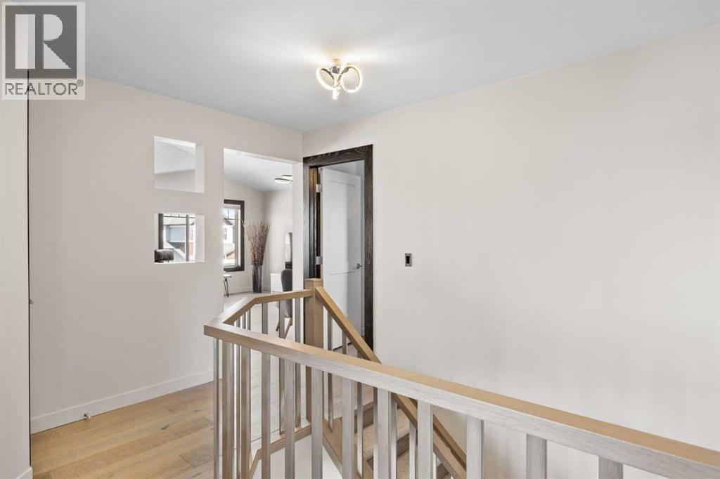 3 Tremblant Point SW, Calgary, Alberta  T3H 0B9 - Photo 21 - A2308009