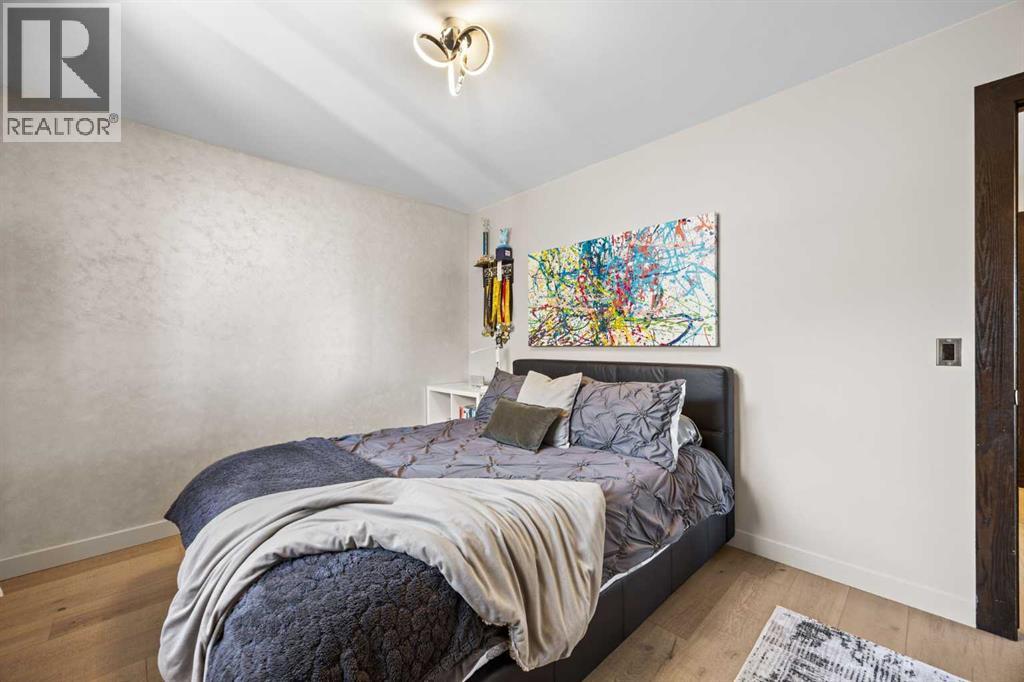 3 Tremblant Point SW, Calgary, Alberta  T3H 0B9 - Photo 30 - A2308009