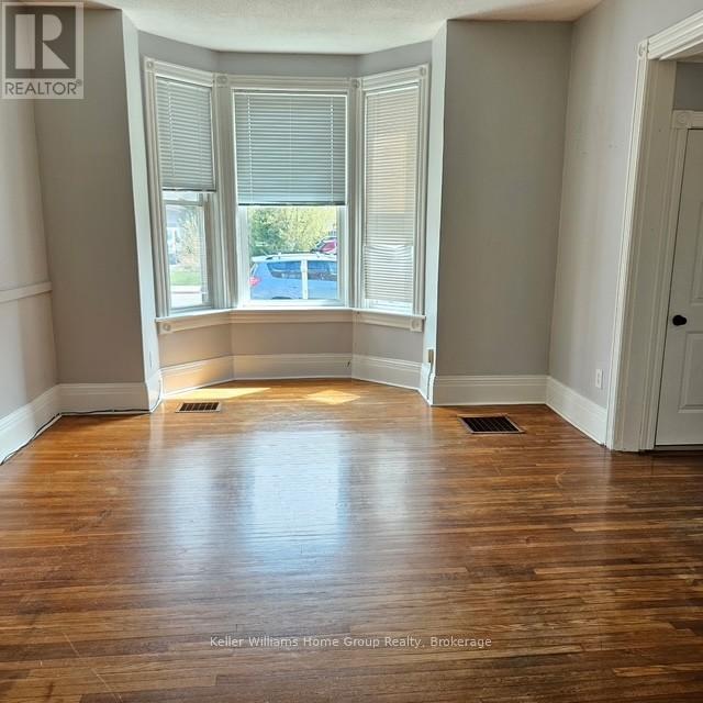 224 7th Street E, Owen Sound, Ontario  N4K 1H9 - Photo 5 - X13100856
