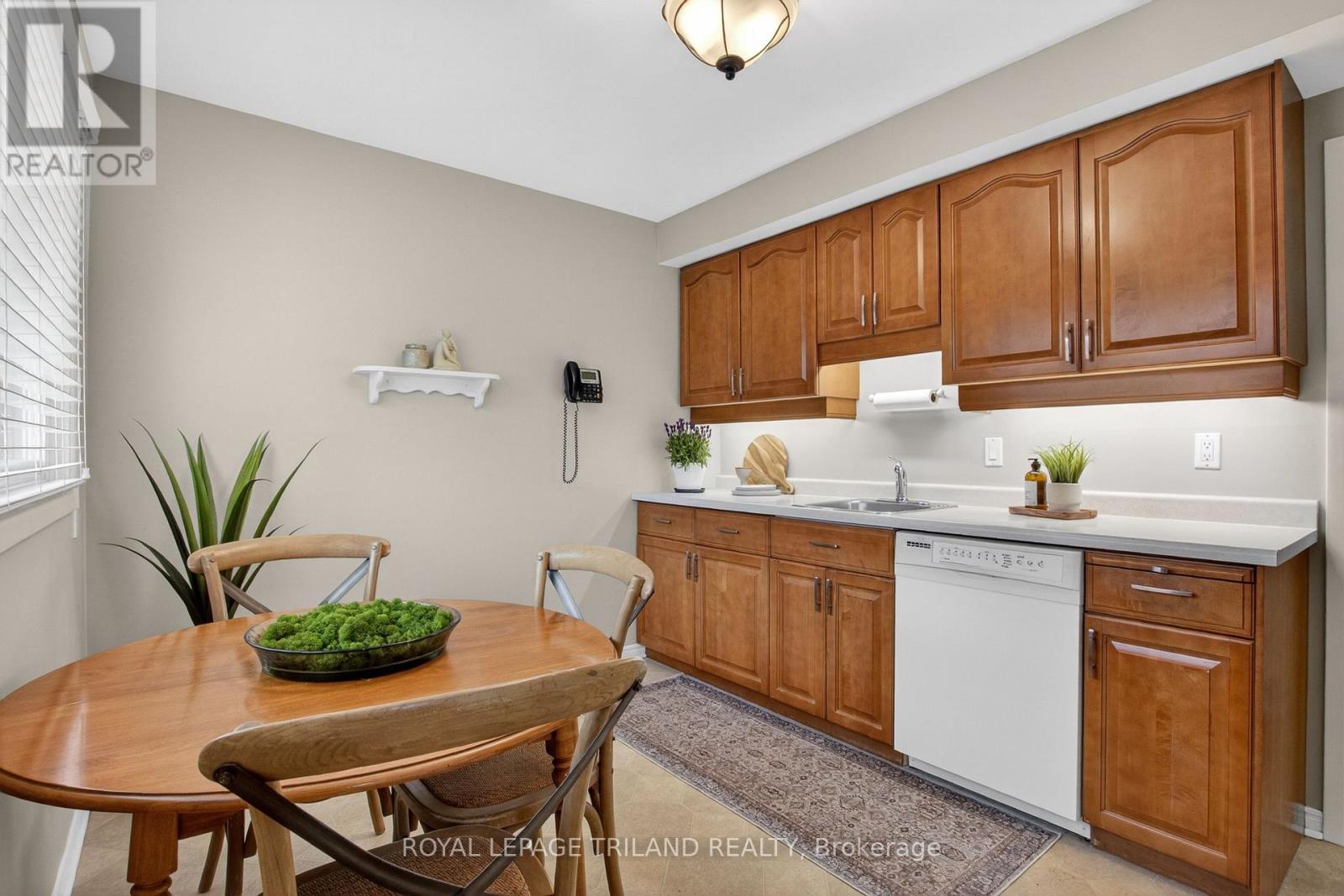 1110 Chippewa Drive, London East, Ontario  N5V 2T7 - Photo 11 - X13100842
