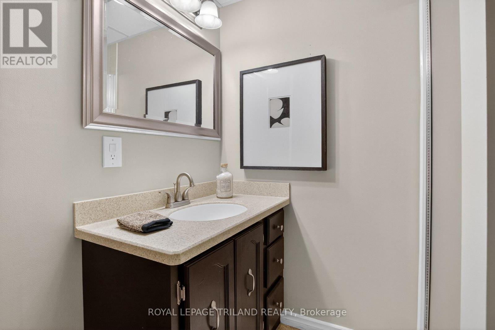 1110 Chippewa Drive, London East, Ontario  N5V 2T7 - Photo 33 - X13100842