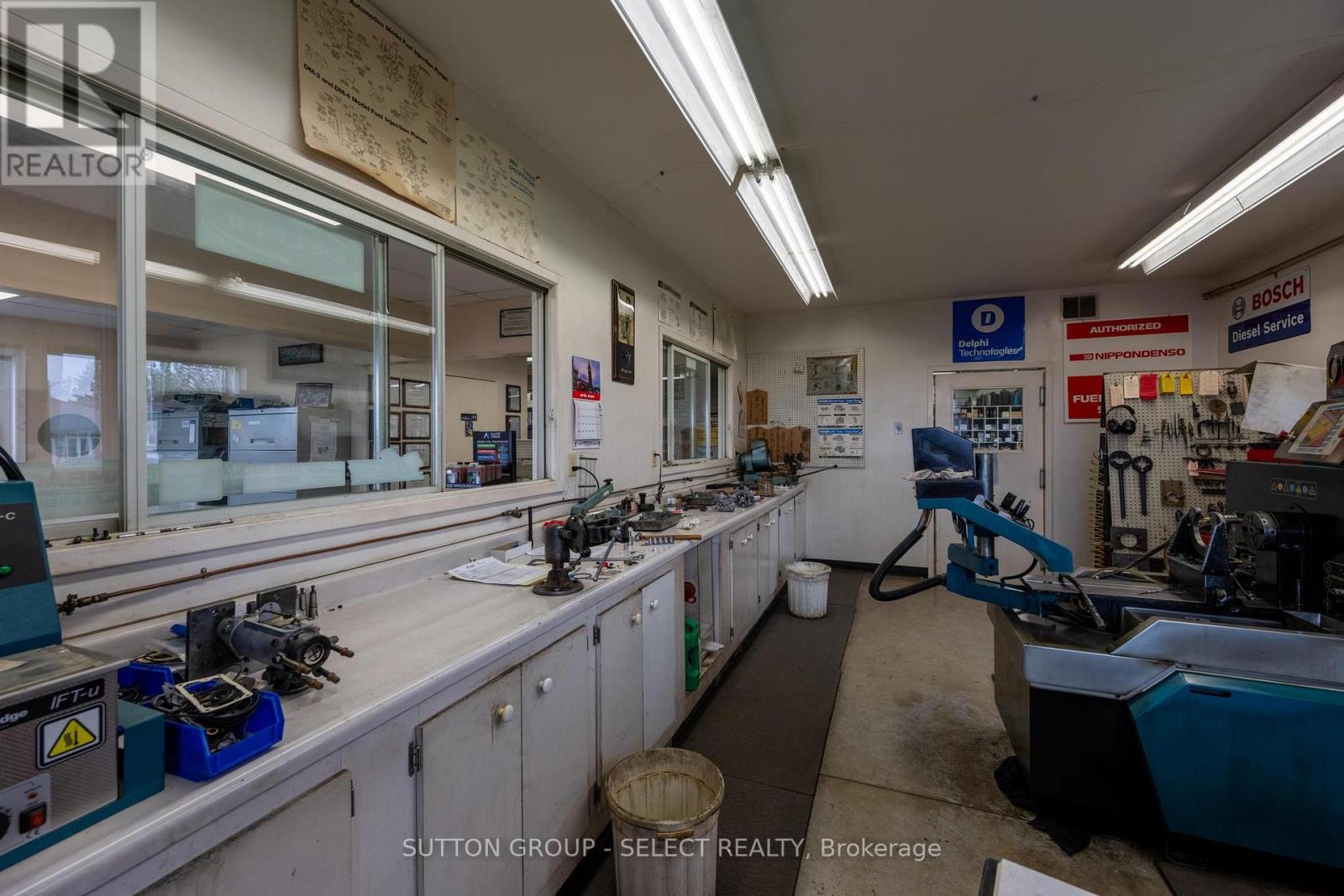77242 London Road, Huron East, Ontario  N0M 1L0 - Photo 12 - X13100846