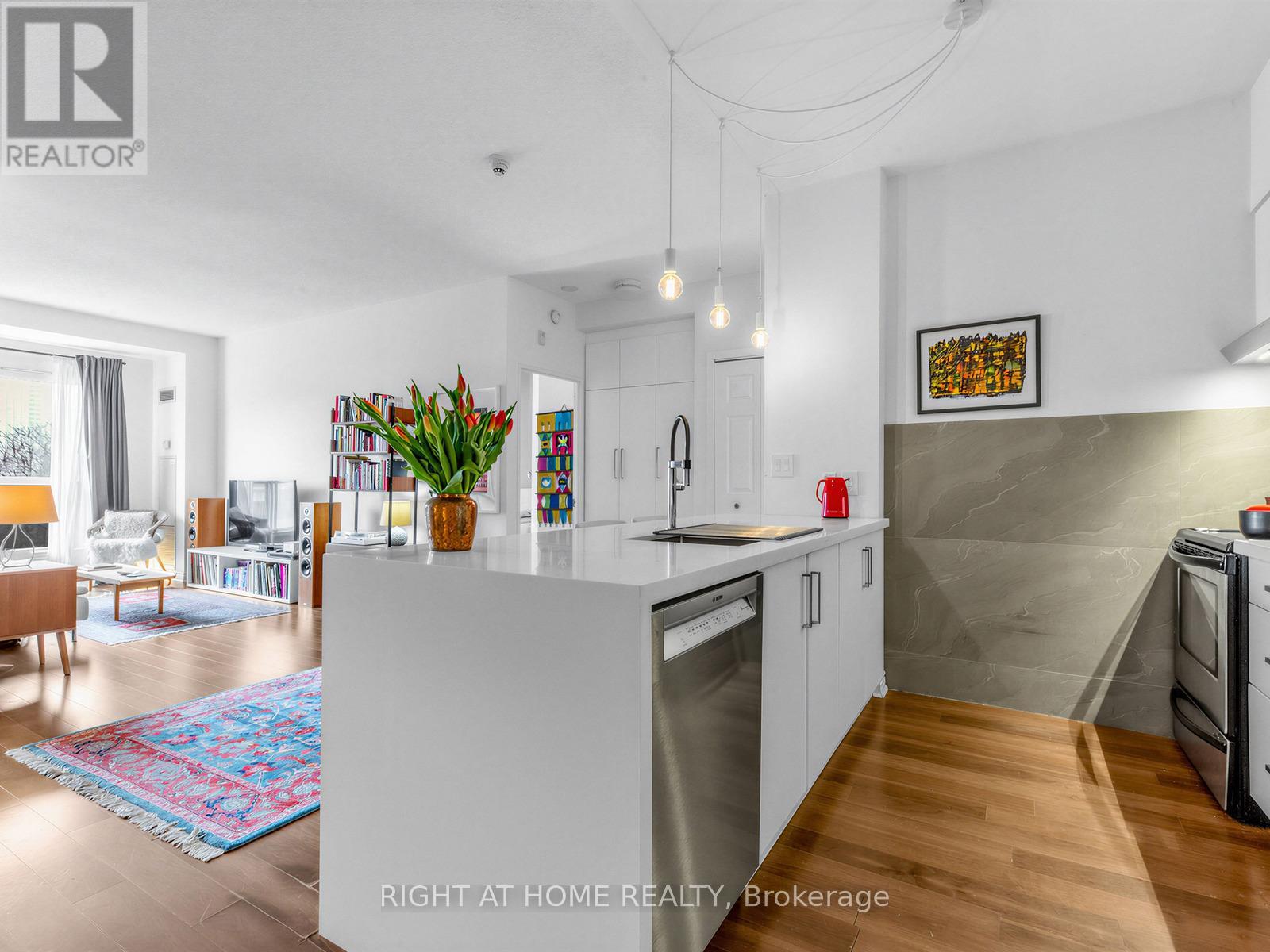 406 - 11 Christie Street, Toronto, Ontario  M6G 4C3 - Photo 15 - C13100770