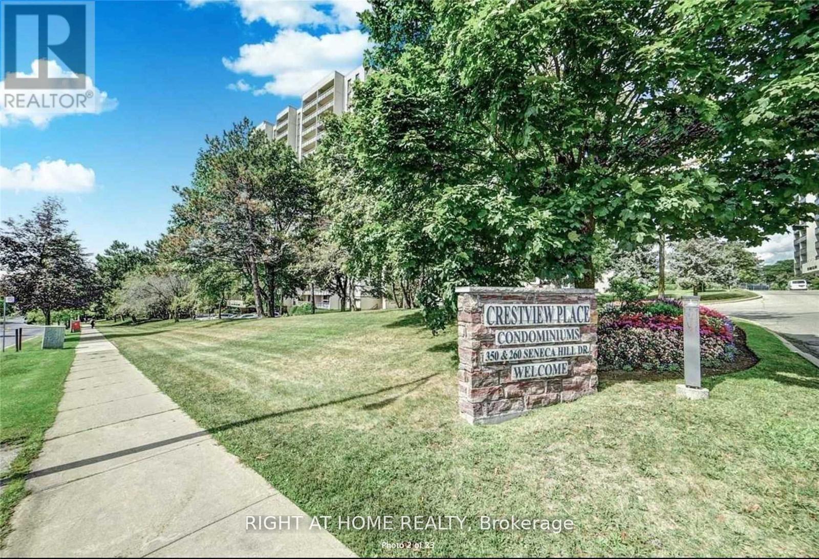 1415 - 260 Seneca Park N, Toronto, Ontario  M2J 4S6 - Photo 2 - C13100780