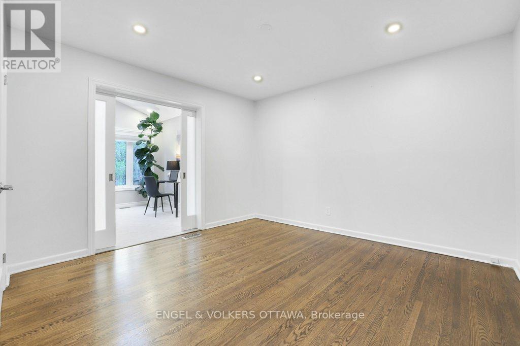 968 Arkell Street, Ottawa, Ontario  K2B 5R3 - Photo 23 - X13100938