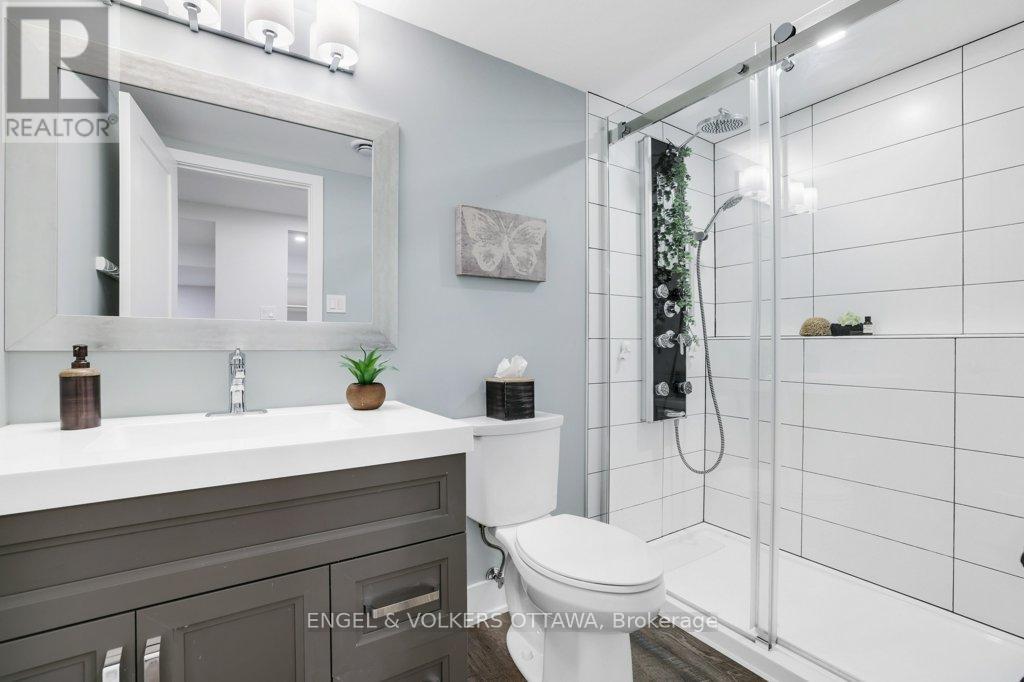 968 Arkell Street, Ottawa, Ontario  K2B 5R3 - Photo 35 - X13100938