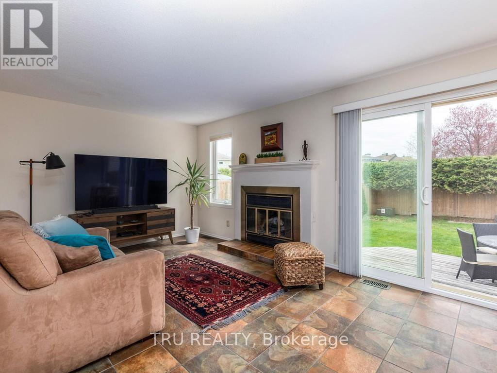 14 Hyannis Avenue, Ottawa, Ontario  K2J 2W8 - Photo 10 - X13100940