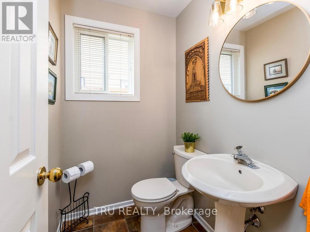 14 Hyannis Avenue, Ottawa, Ontario  K2J 2W8 - Photo 12 - X13100940