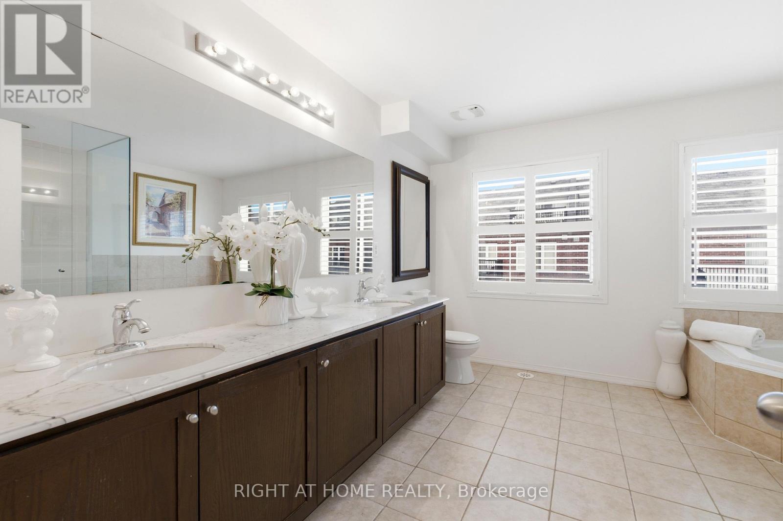 224 Dairy Drive, Toronto, Ontario  M1L 0G4 - Photo 21 - E13100800