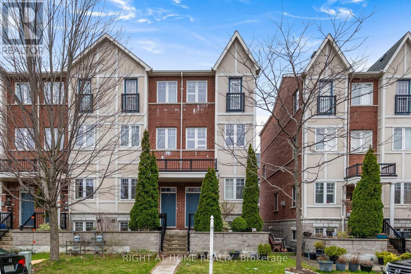 224 Dairy Drive, Toronto, Ontario  M1L 0G4 - Photo 3 - E13100800