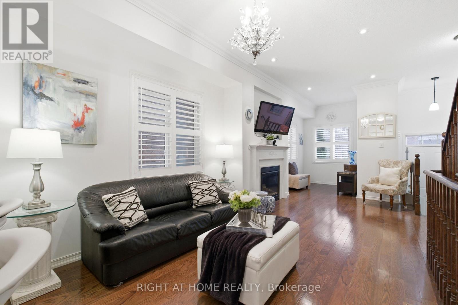 224 Dairy Drive, Toronto, Ontario  M1L 0G4 - Photo 9 - E13100800