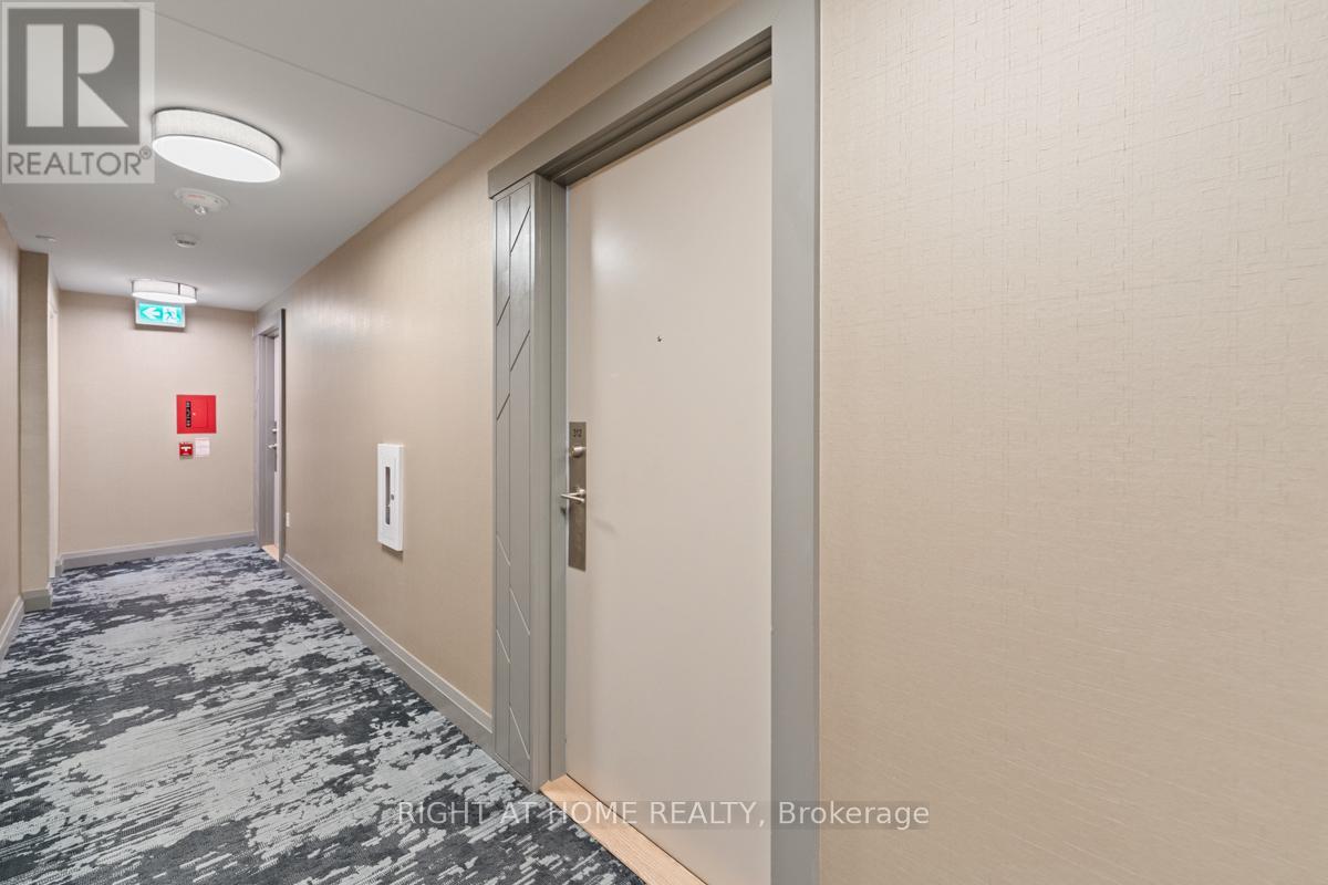 312 - 10 Meadowglen Place, Toronto, Ontario  M1G 0A8 - Photo 6 - E13100812