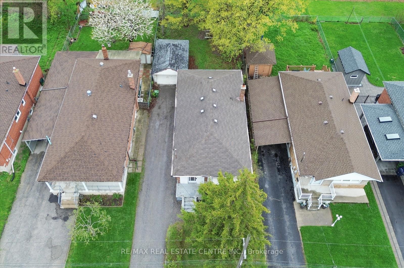 88 Ellendale Drive, Toronto, Ontario  M1P 1N5 - Photo 13 - E13100912