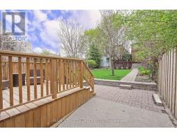 595 NORTHCLIFFE BOULEVARD, Toronto, Ontario