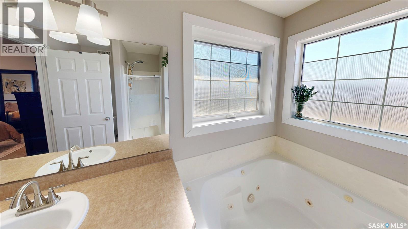 7014 Wascana Cove Drive, Regina, Saskatchewan  S4V 3E9 - Photo 39 - SK035276