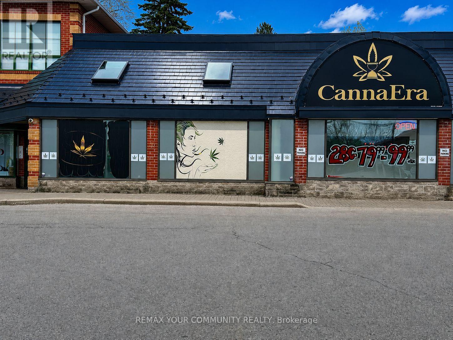 1-B - 15543 YONGE STREET, Aurora, Ontario