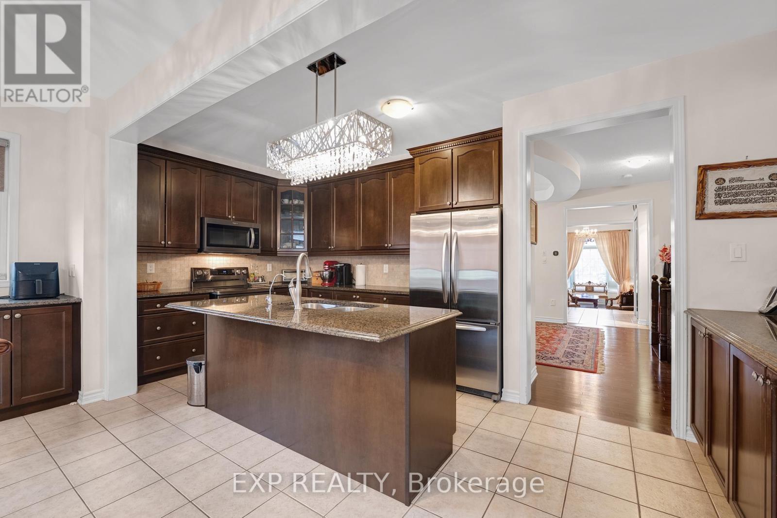 323 Cheryl Mews Boulevard, Newmarket, Ontario  L3X 3J6 - Photo 8 - N13100790