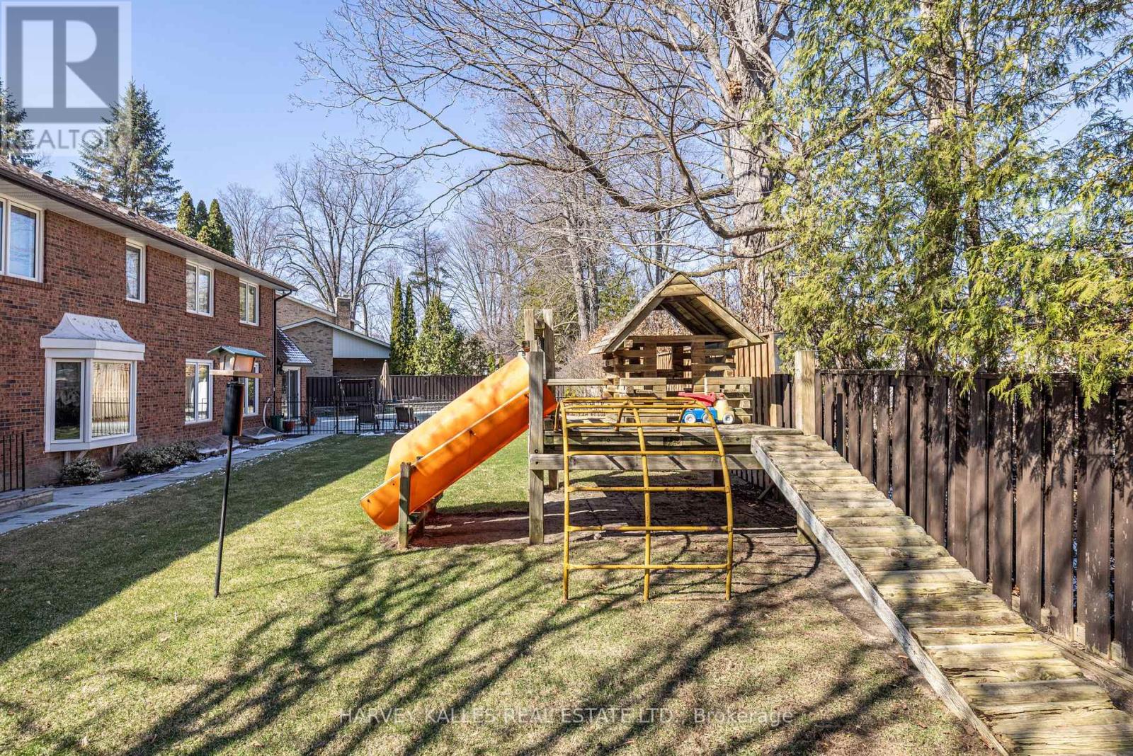 10 Whitelaw Court, Markham, Ontario  L3T 5E7 - Photo 49 - N13100808